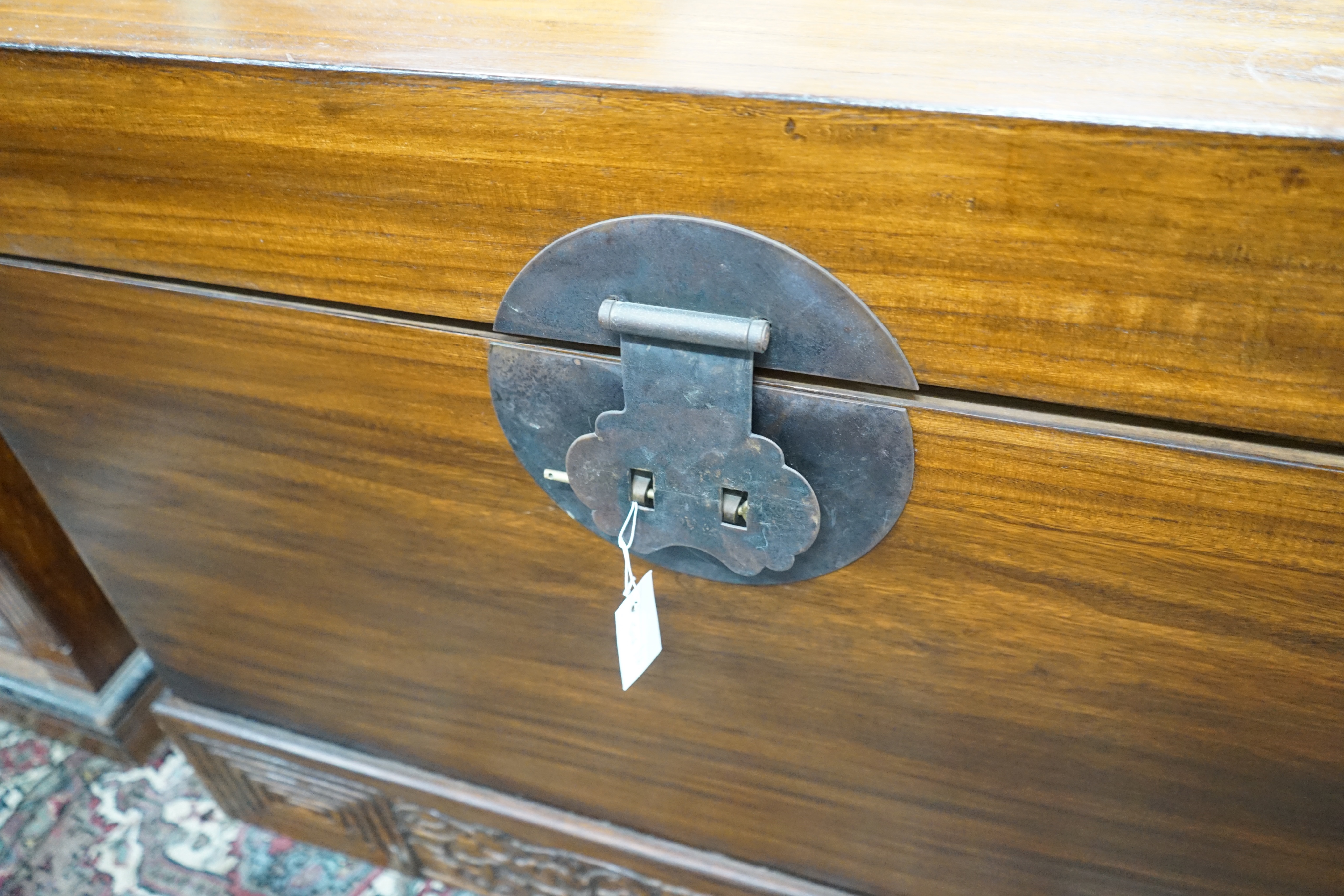 A Chinese hardwood coffer, width 105cm depth 63cm height 82cm